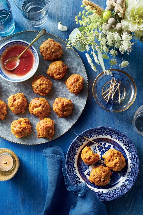 Sweet Potato and Chorizo Sausage Bites - Southern Living Nov 2016 Best Thanksgiving Appetizers, Sausage Bites, Sausage Appetizers, Sausage Balls Recipe, Sweet Potato Biscuits, Southern Living Recipes, Fall Appetizers, Chorizo Sausage, Sausage Balls