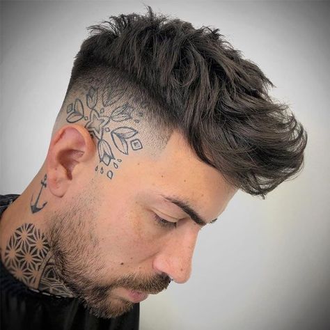 Skin Fade And Head Tattoo #fadehaircut #baldfade #skinfade #haircuts #menhaircuts ❤️ There are many types of fade haircut men can play around with. Anything from low to high, from comb over to with beard is at your disposal! #lovehairstyles #hair #hairstyles #haircuts Bald Head Tattoo, Tattoo Crane, Types Of Fade Haircut, Scalp Tattoo, Hairstyles Mens, Trendy Mens Hairstyles, Pompadour Hairstyle, Head Tattoo, Men Hairstyle