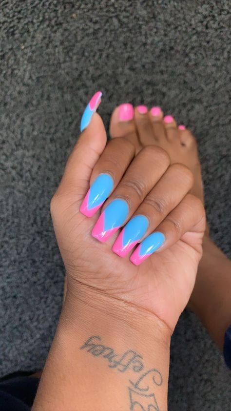 Pink And Blue Nails Short, Dark Blue And Pink Nails, Nails Blue And Pink, Blue And Pink Nails, Gel Nails Design, Pink Blue Nails, Pink Gel Nails, Pink Gel, Nails Blue