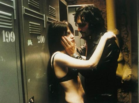 Trouble Every Day, Claire Denis, Vincent Gallo, Great Films, Hopeless Romantic, Horror Films, Pose Reference, Couple Goals, Just In Case