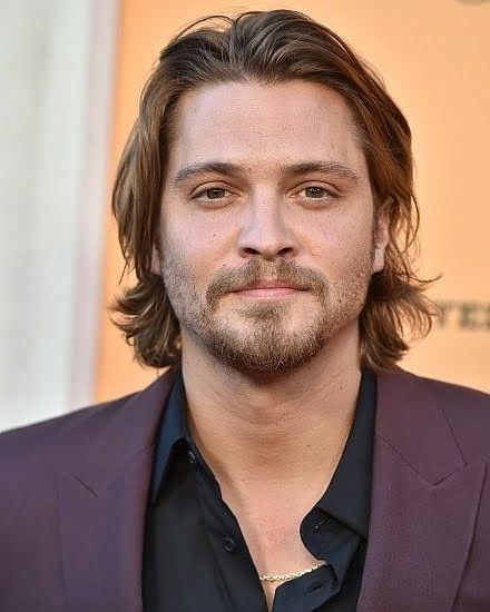 Grimes Hairstyle, Grimes Music, Josh Holloway, Yellowstone Series, Luke Grimes, Celebrity Hair Colors, Handsome Cowboys, Guy Haircuts Long, Style Essentials