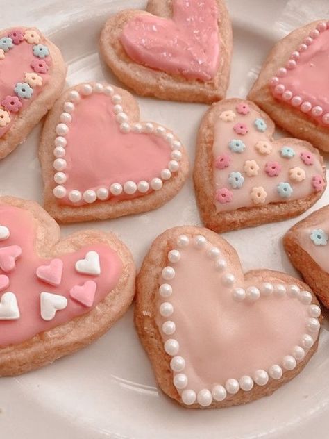 Home / X Empire Cookie, Dr Ideas, Kawaii Cookies, Pink Snacks, Pink Sweets, Pink Cookies, Shaped Cookies, Kawaii Cooking, Heart Shaped Cookies