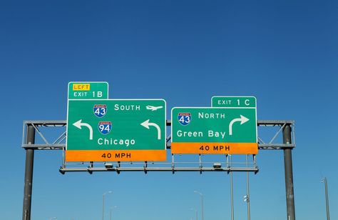 'Clearview'+Road+Sign+Font+to+Slowly+Disappear+from+U.S.+Highways  - PopularMechanics.com Road Signage, Street Name Sign, Interstate Highway, Sign Fonts, Cross Country Road Trip, Exit Sign, Country Signs, The Font, Traffic Signs