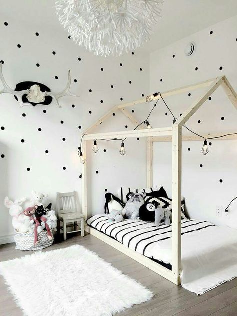 White Kids Room, Office Doors, Interior Office, Scandinavian Nursery, Polka Dot Walls, White Nursery, Toddler Rooms, Toddler Bedrooms, House Bed