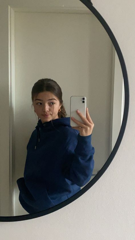 Dark Blue Hoodie Outfit, Blue Hoodie Aesthetic, Oversized Blue Hoodie, Blue Hoodie Outfit, Dark Blue Hoodie, Hoodie Aesthetic, John B, Many Outfits, Hoodie Outfit