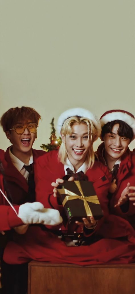 Christmas Evel Skz, Stray Kids Wallpaper, Skz Wallpaper, Kids Wallpaper, Stray Kids, On Twitter, Twitter, Christmas