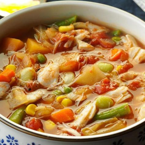 Crab Soup Recipe, Maryland Crab Soup, Crab Soup Recipes, Holiday Soups, Soup Recipe Ideas, Ground Beef Pasta, Crab Soup, Cabbage Soup Recipes, Best Soup