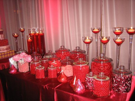 Red Candy Table, Red Candy Bar, Buffet For Wedding, Red Candy Buffet, Candy Buffet Ideas, Desert Bar, Candy Bar Ideas, Candy Buffet Tables, Candy Tables