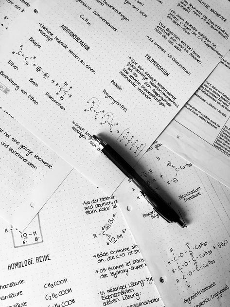 Stem Study Aesthetic, Geneticist Aesthetic, German Notes Aesthetic, Study Chemistry Aesthetic, German School Aesthetic, Chem Aesthetic, Chemist Aesthetic, Chemistry Aesthetic, Chemistry Student