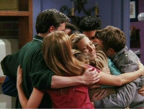 I need at least one of these hugs daily! Friends Best Moments, Friends Hugging, Friends Scenes, Friends Episodes, Friends Poster, Friends Cast, Friends Tv Series, Ross Geller, Friends Moments