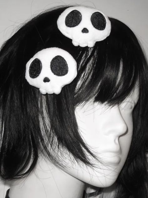 Elevate your style with these unique plush skeleton hairclips. Adorned with a soft and cuddly skeleton design, these hair clips add a quirky and playful touch to any outfit. Perfect for those who love to mix a bit of spooky charm with their kawaii fashion. The price is for one pair of hair clips, making it easy to create a coordinated look. Ideal for themed parties, cosplay, or just adding a bit of fun to your daily wear. Skeleton Hair Clips, Cool Fashion Accessories, Alternative Hair Accessories, Emo Hair Accessories, Cocoppa Play Accessories, Goth Hair Clips, Emo Items, Paper Clip Crafts, Goth Diys