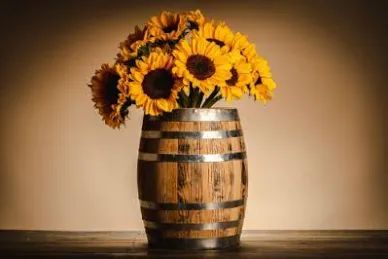 Wedding Barrel, Vintage Dude Party, Wine Barrel Wedding Decor, Whiskey Barrel Decor, Barrel Wedding Decor, Gala Centerpieces, Western Centerpieces, Wine Barrel Wedding, Whiskey Barrel Table