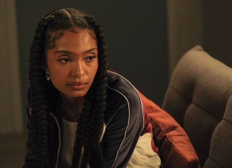 All posts • Instagram Zoey Grownish, Grownish Hairstyles, Grown Ish, Yara Shahidi, Hair Styles, Hair, Quick Saves, Instagram