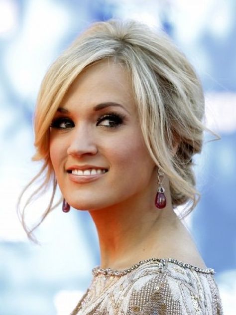 Messy Bun, View 2 Champagne Blond, Carrie Underwood Hair, Wedding Hair Front, Messy Hair Updo, Prom Hair Updo, Wedding Hairstyles With Veil, Peinados Recogidos, Front Hair Styles, Trendy Wedding Hairstyles