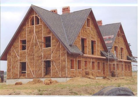 Straw Bale Building, Straw Bale Construction, Cob Building, Straw Bale House, Straw Bale, Straw Bales, Eco Architecture, House In Nature, Cob House