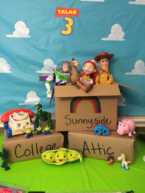 Toy Story Decorations Party, Toy Story Games Ideas For Kids, Toy Story Props, Toy Story Birthday Backdrop, October Games, Toy Story Toons, Toy Story Game, Woody Party, Disney Decorations