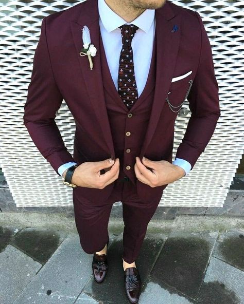 Elevate your style with our premium Three Piece Burgundy Men's Suit from #fashionbytarun 🤵🎩 Handmade in India, perfect for weddings, engagements, or proms. Limited quantity available! #IndianFashion #MensWear #WeddingSuit 3pcs Suit Men Wedding, Wedding Suite For Men, Grad Suits Men, 3 Pcs Suit Men Wedding, 3pcs Suit Men, 3 Pcs Suit Men, Burgundy Suits For Men, Burgundy Suit Men, Mens Suit For Wedding