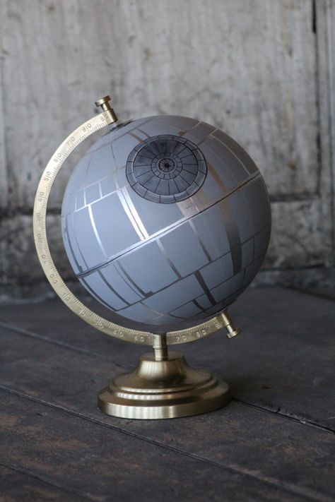 Star Wars Ideas, Star Wars Office, Casa Disney, Hand Painted Globe, Star Wars Bedroom, Star Wars Nursery, Painted Globe, Star Wars Room, Star Wars Decor