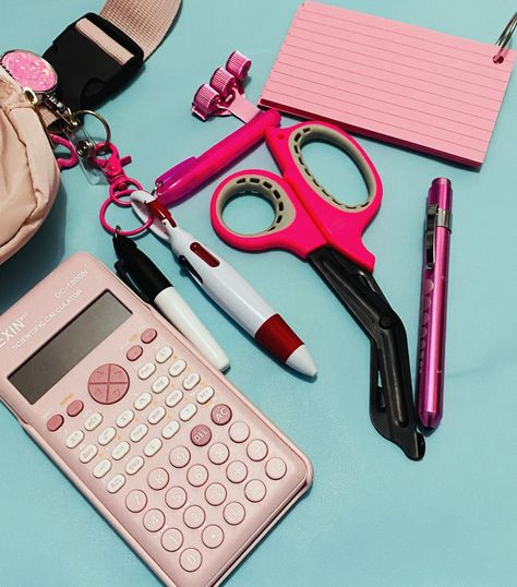 Pink Vet Nurse Pouch Bundles! This adorable Pink waist bag fits all your items and zips closed to prevent everything spilling out when your wrestling your patients. Perfect for new nurses starting out or even seasoned nurses who want to update there current equipment. Bundle includes - Cute waist bag/nurse pouch - Bandage Scissors - Note pad - Calculator - Badge Reel - Metal tool holder - Mini 4 pen + highlighter + marker - Pen light Available Now in my Etsy Shop! #vet #vetnurse ... Nursing Tools, Nurse Equipment, Nurse Supplies Accessories, Nurse Accessories Tools, Nurse Pens, Nursing Clinical Bag, Nurse Pouch, Highlighters Markers, New Nurse