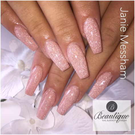 Gliterry Pink Nails, Champagne Pink Nails Acrylic, Light Pink Gel Nails With Glitter, Pink Soarkly Nails, Glittery Pink Nails Short, Pale Pink Glitter Nails, Light Pink Sparkle Nails Acrylic, Light Pink Glitter Nails Acrylic, Baby Pink Sparkly Nails