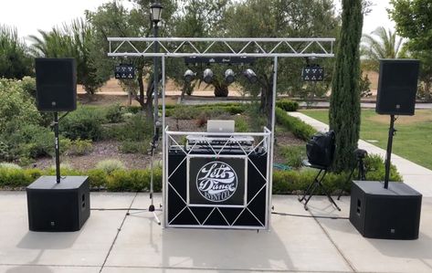 Outdoor DJ setup wedding event Outdoor Dj Booth Ideas, Dj Setup Ideas Party, Dj Stand Design, Outdoor Dj Booth, Dj Setup Wedding, Dj Booth Ideas, Dj Booth Portable, Custom Dj Booth, Dj Stage Design Dj Booth