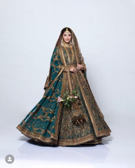 Front Open Anarkali, Wedding Dresses Men Indian, Desi Wedding Dresses, Asian Bridal Dresses, Latest Bridal Dresses, Bridal Dresses Pakistan, Stylish Fall Outfits, Pakistani Fancy Dresses, Beautiful Pakistani Dresses