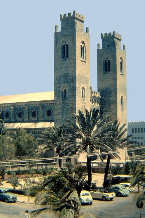 Vintage Somalia, Mogadishu Somalia, Somali Culture, Catholic Churches, Africa Map, Modern City, East Africa, Africa Travel, Gothic Style