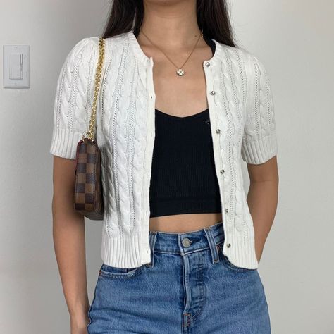 Sleeve Cardigan Outfit, Short Sleeve Cardigan Outfit, Journal Photos, Current Aesthetic, Cardigan Outfit, Downtown Girl, Cardigan Outfits, Style Aesthetic, Short Sleeve Cardigan