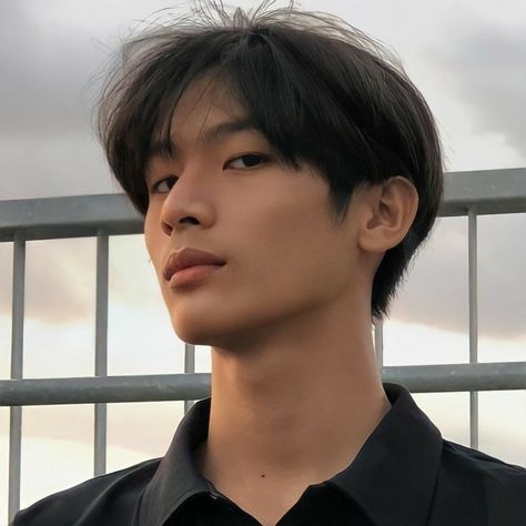 Mens Haircuts Thick Hair, Kpop Fashion Men, Korean Men Hairstyle, Indie Photography, Asian Haircut, Asian Men Hairstyle, Edgy Short Hair, Cute Asian Guys