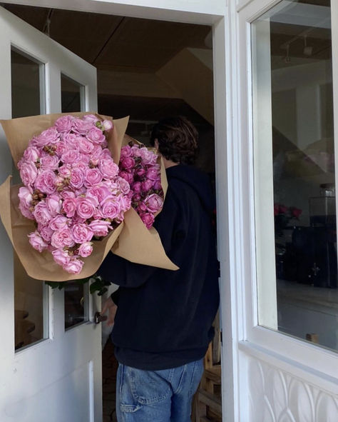 Say it with flowers. When In Rome Sarah Adams, Practice Makes Perfect Sarah Adams, Will Griffin, Naomi Westfield, Griffin Aesthetic, Sarah Adams, Valentine's Day Flowers, Giving Flowers, Secret Relationship