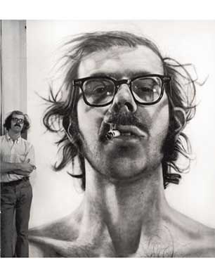 Chuck Close, Big Self-Portrait, 1967–1968 acrylic on gessoed canvas 107.5 x 83.5 in. (273.1 x 212.1 cm)  Close is a photorealist artist known for his portraiture. The meticulous nature of his images reflects how he sees the world. He has prosopagnosia- an inability to recognize faces. He can remember things that are flat which is why he works from pictures.   Q. What skill or challenge effects how you see the world? Does your unique perspective inform how you see yourself or others? Chuck Close Paintings, Chuck Close Art, Chuck Close Portraits, Gottfried Helnwein, Photorealistic Portraits, Chuck Close, Oki Doki, Contemporary Portrait, Hyperrealism