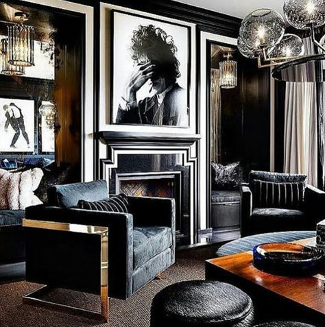 Luxury Masculine Living Room Speakeasy Aesthetic, Zigarren Lounges, 1920s Speakeasy, Masculine Interior, Style Deco, Top Interior Designers, A Living Room, Residential Interior, Best Interior