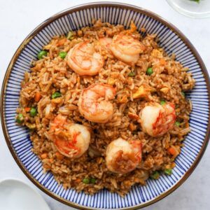 Chinese Shrimp Fried Rice, Fried Rice Ingredients, Savoury Rice, Chinese Shrimp, Cooking Fried Rice, Fry Rice, Shrimp Fried Rice Recipe, Rice Fried, Cooking Jasmine Rice