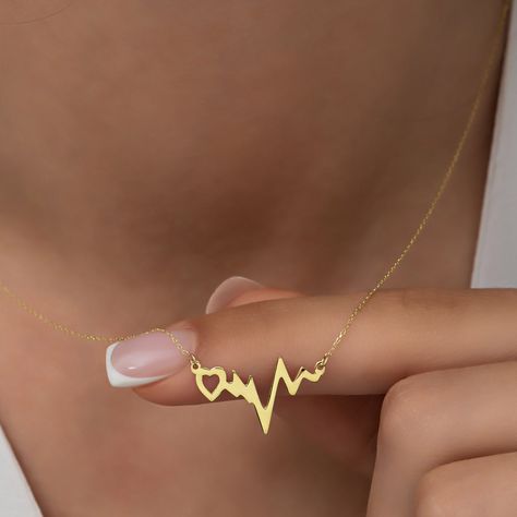 pretty jewellery, necklace stack, gold jewellery,gold necklace, gold jewellery, gold jewelry, accessories,gold accessories, fall outfits, fall outfits 2023, thanksgiving Jewelry Gold Necklace, Pretty Jewelry, Pretty Jewellery, Jewelry Gold, In A Heartbeat, Necklace Gold, Heart Necklace, Solid Gold, Pendant Necklaces