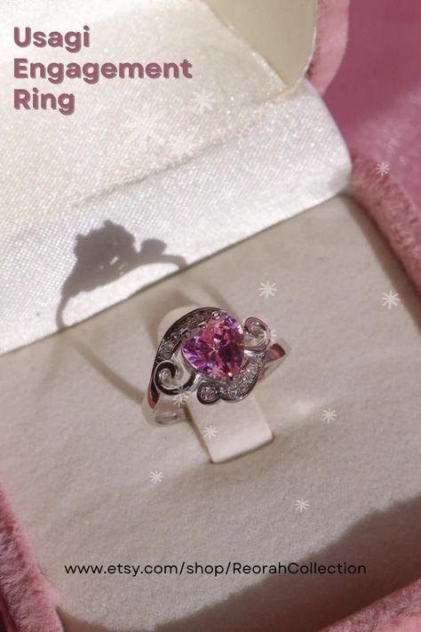 Sailor Moon Engagement Ring, Engagement Ring Aesthetic, Sailor Moon Ring, Sailor Moon Jewelry, Dreams For The Future, Family Cosplay, Ring Aesthetic, Princess Serenity, Anime Jewelry