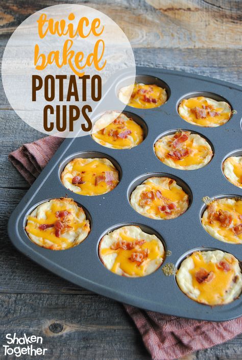 When cheese, bacon and leftover mashed potatoes are stirred together and baked in a muffin tin until the edges are golden brown but the inside is still soft and fluffy, you will make mashed potatoes JUST so you can make these Twice Baked Potato Cups! Baked Potato Cups, Cheese Tray Ideas, Muffin Tin Meals, Potato Cups, Mashed Potato Bites, Leftover Baked Potatoes, Baked Mashed Potatoes, Twice Baked Potato, Potato Muffins