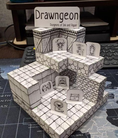 PAPERMAU: Drawngeon - Dungeon Paper Model Diorama - by TrueDarkDes Dungeons And Dragons Papercraft, Dungeon Design, Dnd Props, Dnd Dungeon, Dnd Diy, Dnd Terrain, Gaming Ideas, Dnd Crafts, Model Diorama