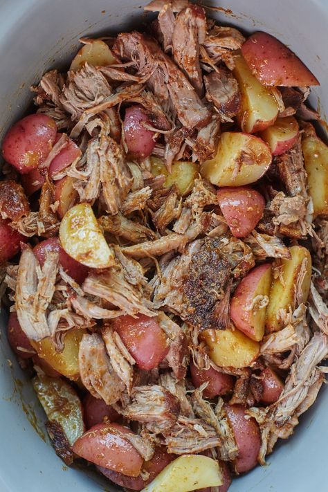 Curry Pork, Pork Curry, Slow Cooker Dinner, Best Slow Cooker, Easy Comfort Food, Slow Cooker Pork, Green Curry, Crock Pot Slow Cooker, Whole 30 Recipes