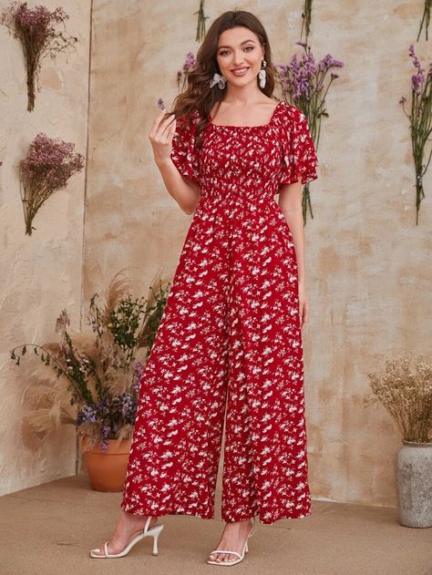 Jumpsuit Pattern, Short Sleeve Jumpsuits, Ditsy Floral Print, Jumpsuit With Sleeves, Floral Jumpsuit, Floral Short, Floral Print Shorts, Boho Stil, Ditsy Floral