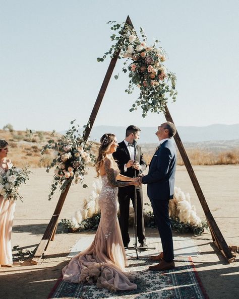 Boho Eucalyptus Triangle Wedding Arch with Roses   #wedding #weddingideas #weddingarches #weddingdecor #weddingdecoration #boho #bohoweddings Wedding Arches Outdoors, Wedding Alters, Wedding Arches, Ceremony Arch, Desert Wedding, Outdoor Wedding Ceremony, Wedding Guide, Wedding Frames, Ranch Wedding