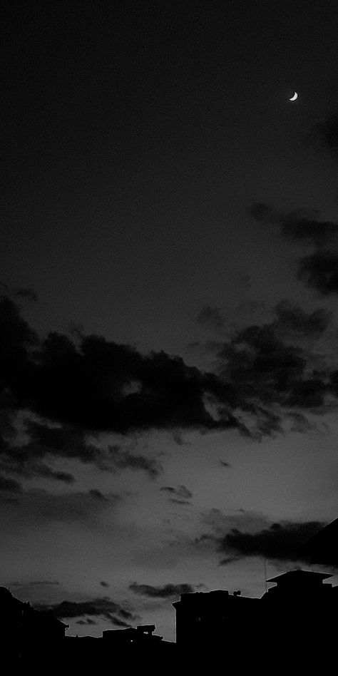 Black Aesthetic Fb Cover Photo, Dark Evil Wallpapers Aesthetic, Black Sky Aesthetic Wallpaper, Blank Wallpaper Backgrounds Dark, Dark Night Aesthetic Sky, Chill Wallpaper Aesthetic Dark, Dark Evil Wallpaper, Black Sky Aesthetic, Lonely Wallpers Dark