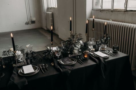 Posh Wedding, Dark Wedding Theme, Industrial Chic Style, Dark Wedding, Moody Wedding, Black And White Wedding, Black White Wedding, Black Wedding Dresses, Green Wedding Shoes