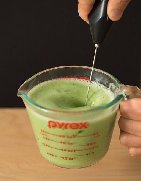 4 Ways to Make Matcha Latte Using a Whisk, Blender, Frother or Bottle - Encha Milk Frother Uses, Matcha Frother, Recipes With Milk, Milk Frother Recipes, Frother Recipes, Matcha Tea Recipes, Matcha Drink Recipes, Make Matcha, Matcha Tea Latte