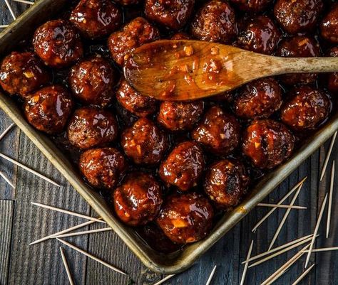 Honey Balsamic Meatballs Recipe | Traeger Grills Balsamic Meatballs, Grilled Meatballs, Meatball Dinner, Bbq Meatballs, Meatball Sauce, Honey Balsamic, Propane Grill, Meatball Recipe, Beef Meatballs