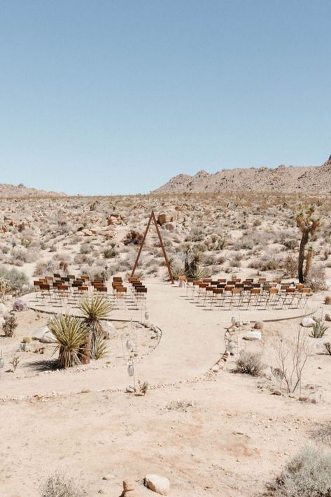 Joshua Tree Wedding Reception, Desert Wedding Aisle, High Desert Wedding, Small Desert Wedding, Joshua Tree Wedding Ceremony, Desert Wedding Venues, Outdoor Desert Wedding, Desert Wedding Ceremony, Eloping Wedding