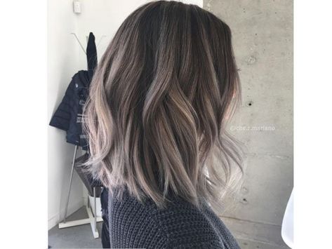 How to Style a Lob or Long Bob (Photos) Grey Hair Color Silver, Ash Brown Hair Color, Ash Brown Hair, Ash Hair Color, Blond Balayage, Silver Sisters, Guy Tang, Hair Color Chart, Silver Hair Color