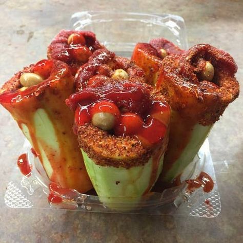 18 Breathtaking Mexican Treats That Will Make You Drool Uncontrollably Mangonada Recipe, Mexican Snack Foods, Mexican Sweets, Mexican Treats, Mexican Snacks, Mexican Drinks, Mexican Dessert Recipes, Mexican Dessert, Latin Food