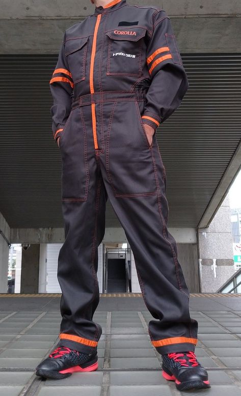 Engineer Overalls Outfit, Futuristic Construction Worker, Mechanic Clothes Men, Engineering Clothes Style, Mechanic Jumpsuit Mens, Mechanic Outfit Aesthetic, Cyberpunk Overalls, Engineering Outfits Men, Mechanic Fashion Men