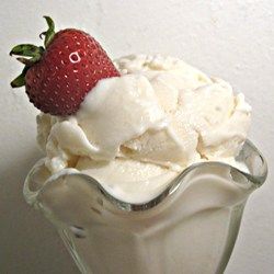 Vanilla Frozen Yogurt - Allrecipes.com Just replace the white sugar with honey. Vanilla Frozen Yogurt Recipe, Homemade Frozen Yogurt Recipes, Vanilla Yogurt Recipes, Frozen Yogurt Recipe, Homemade Frozen Yogurt, Frozen Greek Yogurt, Frozen Yogurt Recipes, Vanilla Frozen Yogurt, Cuisinart Ice Cream Maker