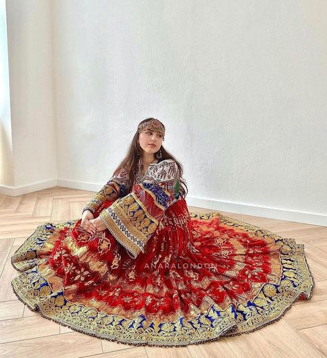 Afghani Dresses Modern, Afghan Wedding Dress, Popular Dress, Afghani Dress, Dress Websites, Afghani Clothes, Balochi Dress, Afghan Wedding, Afghan Fashion